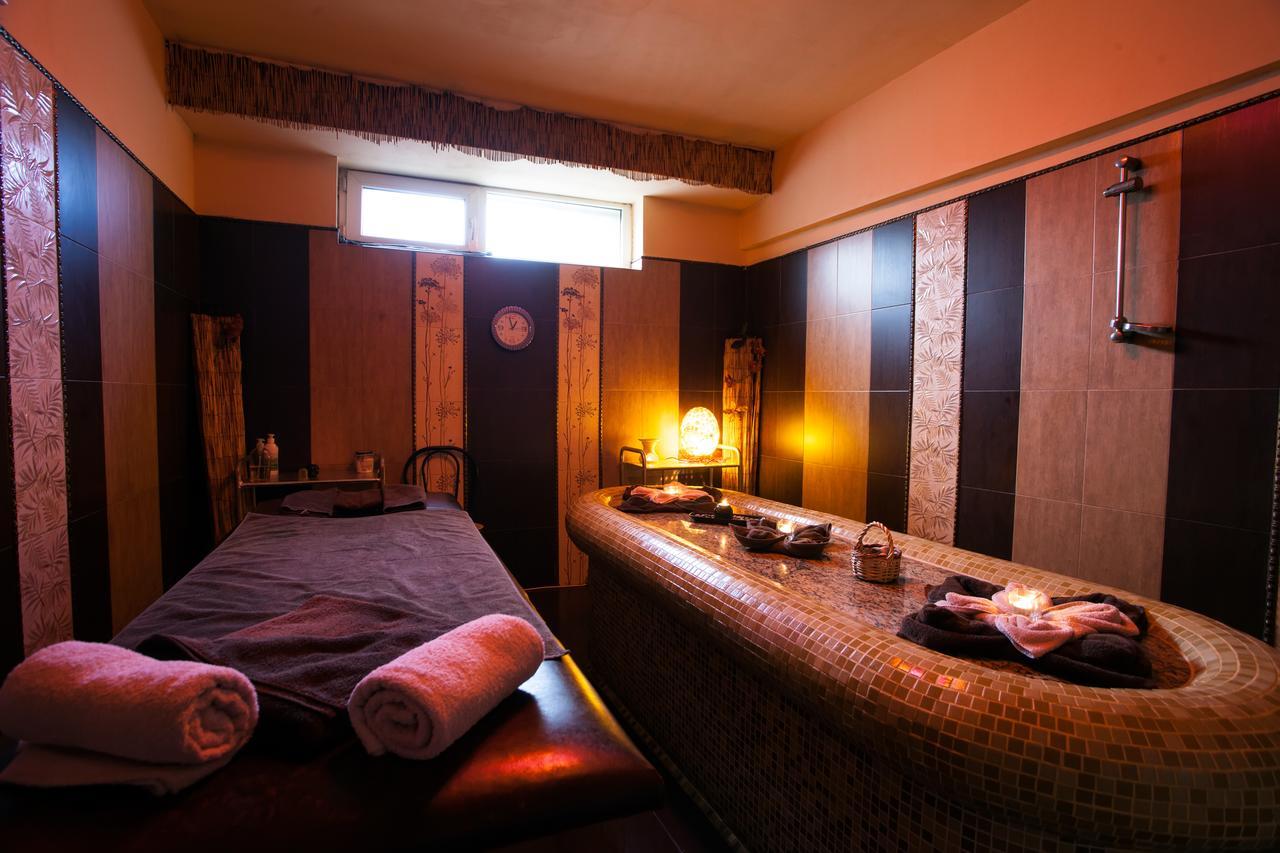 Hotel Balneo & Aura 3*